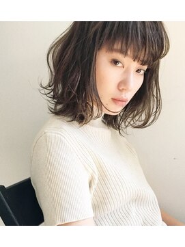 ファイブシーン アオヤマ(5SCENE AOYAMA) 切りっぱなしボブミニボブパーマくびれボブ外ハネボブ