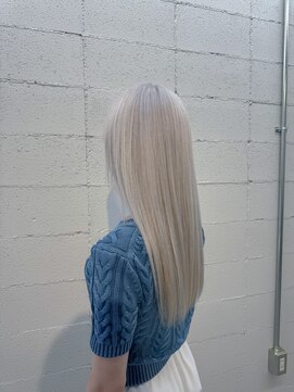 イロ(iro.) ホワイトベージュ