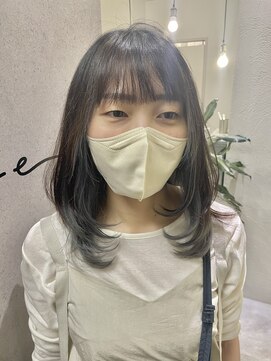 ヌーヴェル(nouvelle) インナーカラー×顔まわりレイヤーカット