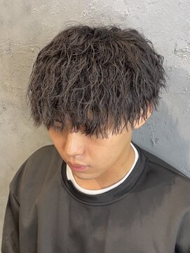 ネクストゼロ(NEXT zerO) 縦落ち ツイストスパイラルパーマ