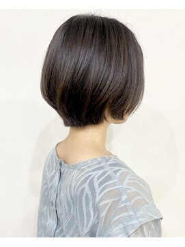 モリオ フロム ロンドン 成増店 【morio成増/一戸】大人かわいい丸みショートボブ