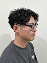 ヒュイル バイ ニアウ(Hwyl by Niau) メンズカットパーマニュアンスパーマフェザーショート