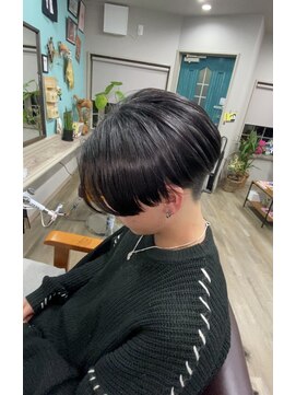 クラウズ ヘアー(CLOUDS.Hair) 海外風センターパート