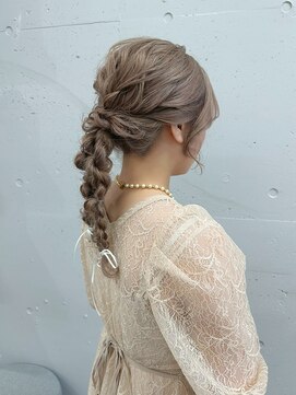 シーク 天神(SEEK) 松尾菫菜/ヘアセット/ヘアアレンジ/ハイトーン