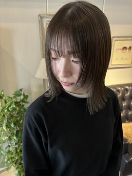 ヘアーデザイン シュシュ(hair design Chou Chou by Yone) オリーブベージュ/ウルフ/レイヤー/福岡天神大名美容室