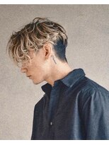 アパレル系大人気メンズヘア！ダブルカラー&前下がりショート