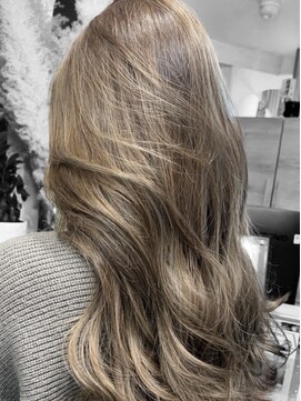 リープス(LEAPS) フェイスフレーミングカラーショートウルフミディアムレイヤー