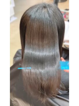 ベイ(BAE) しなやかにまとまる美髪矯正