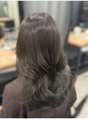 透明感オリーブグレージュカラー×レイヤーカット◯伊藤