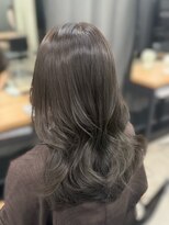 アリュウル 表参道 青山(Allure) 透明感オリーブグレージュカラー×レイヤーカット◯伊藤