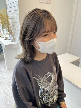 ロマーリ 岡山店(LOMARLIE) 20代30代セミロングブリーチなしダブルカラーアッシュベージュ