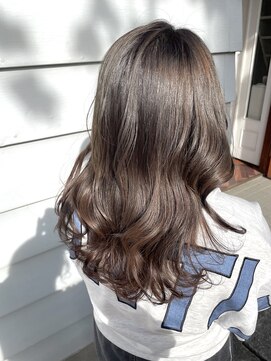 ヘアーアンドメイクアップモパ アッシュブラウン