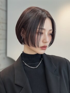 コンパクトボブ／ミニマムで洗練された印象に