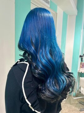 【デザインカラー/ブルー/ブラック】池袋美容室