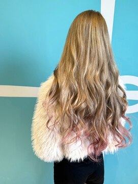 ムーンロータス(Moon Lotus) 毛先ベビーピンク×アッシュグラデーション