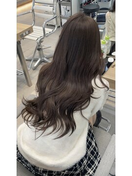 エラ(Ella) 髪質改善×オリーブブラウン