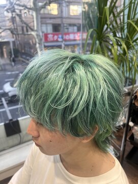 リリー(Re.ly) 個性派ブリーチカラー