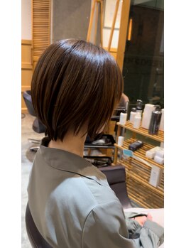 リンク ヘア ライフ デザイン(Link hair life design)の写真/一人一人に合わせた似合わせ力と1mm単位までこだわる繊細な技術で、小顔見せと扱いやすさを両立◎