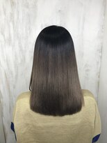 アンフィフォープルコ(AnFye for prco)&nbsp;【AnFye for prco】毛先のチリチリを直す【ビビリ矯正】