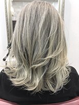 ヘアーサロン イルア 北越谷(hair salon I'LUNA)&nbsp;ミルキーホワイト
