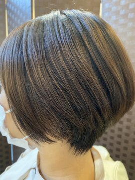 ナゴミ(NAGOMI) ショートボブ