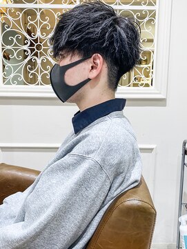 フレームプラス 御堂筋難波店(FRAME +) 【FRAME/難波/全席個室サロン】刈り上げツーブロツーブロック