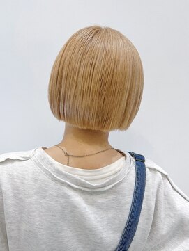 トルネード(TORNADO) 大人ショートボブ 前髪ありミニボブ丸顔面長逆三角絶壁K0402