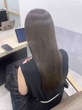 フレームプラス 御堂筋難波店(FRAME +) アッシュカラー