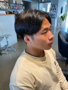 バルバオ サロンドベレーザ 大須(BALBAO salon de belleza) センターパート