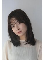 アメリ バイ アピッシュ(Amelie by apish) ミディアムヘア×シアーグレージュ