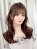 ハピネス 梅田茶屋町店(HAPPINESS)&nbsp;ぱっつん前髪と顔周りの大人かわいいレイヤースタイル