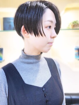 ラウンジ モリオ イケブクロ(Lounge MORIO Ikebukuro) 20代 30代 40代 かっこいい 大人 刈り上げショート 池袋