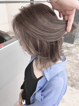 ロゼ 六甲道(ROSE) 【神戸/六甲道】白髪ぼかしハイライト/レイヤーボブ@HIRO