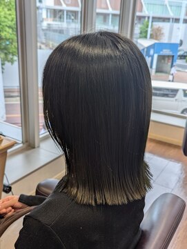 ヴィサージュジョイン(VISAGE join) 切りっぱなしロブ