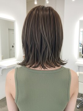 グルグル 札幌大通(GULGUL) 札幌大通/ミディアム/顔周り/レイヤーカット/ブリーチなしカラー