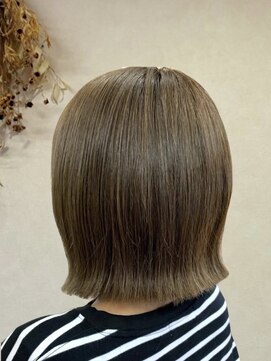 美容室ピュアフレンド ウルツヤトリートメントカラー