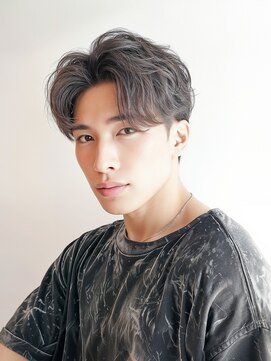 リレイス 四日市(RELACE) 四日市 レイヤーカット 髪質改善 縮毛矯正 メンズカット