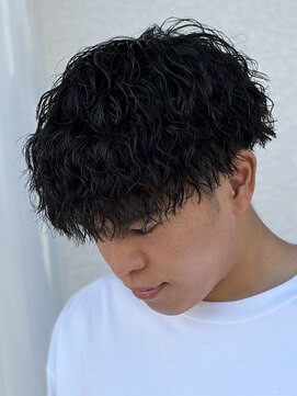 リベラル(liberal) 縦落ちスパイラルパーマ