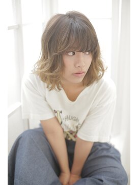 リー 東三国(Lee) くせ毛風カジュアルウェーブ