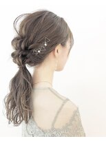 e.m.a プレミアムビューティーサロン 栄駅店(e.m.a PREMIUM BEAUTY SALON) つぶつぶポニーテール