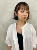 インナーカラー×デザインぱっつんボブ