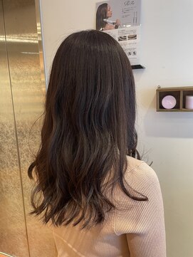 エクリ 麻布十番(equri) アースカラー　20代30代40代　グレージュカラー