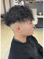 ロンドガルマン 名古屋(Lond GULLMAN)&nbsp;フェードツーブロックツイストパーマダウンバング