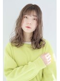 鎖骨ミディアム/ロブヘア/大人可愛いミルクティーベージュ