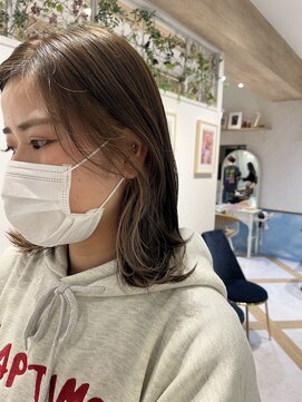 ロンドルーチェ 心斎橋(Lond luce) ダークアッシュ/ミディアムレイヤーカット［髪質改善/縮毛矯正］