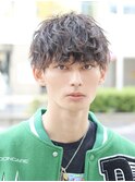 波打ちパーマ波巻きスパイラルパーマメンズ刈り上げマッシュ