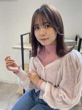 キノ(kino) 鎖骨ミディ/顔周りレイヤーボブ/ミントベージュ