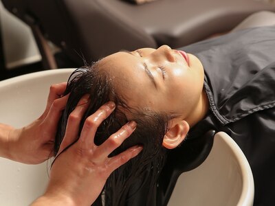 個室 美容室 Miyuu hair&spa マイクロバブル クリームヘッドスパ