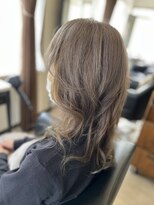 コア フィール ア デイ(COIFFURE A DAY)&nbsp;【愛されロング】M3Dシルバーグレイカラー