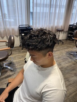 シェノン オム 梅田(CHAINON HOMME) MEN'S HAIR/束間ショート/コンマヘア/ツーブロックマッシュ